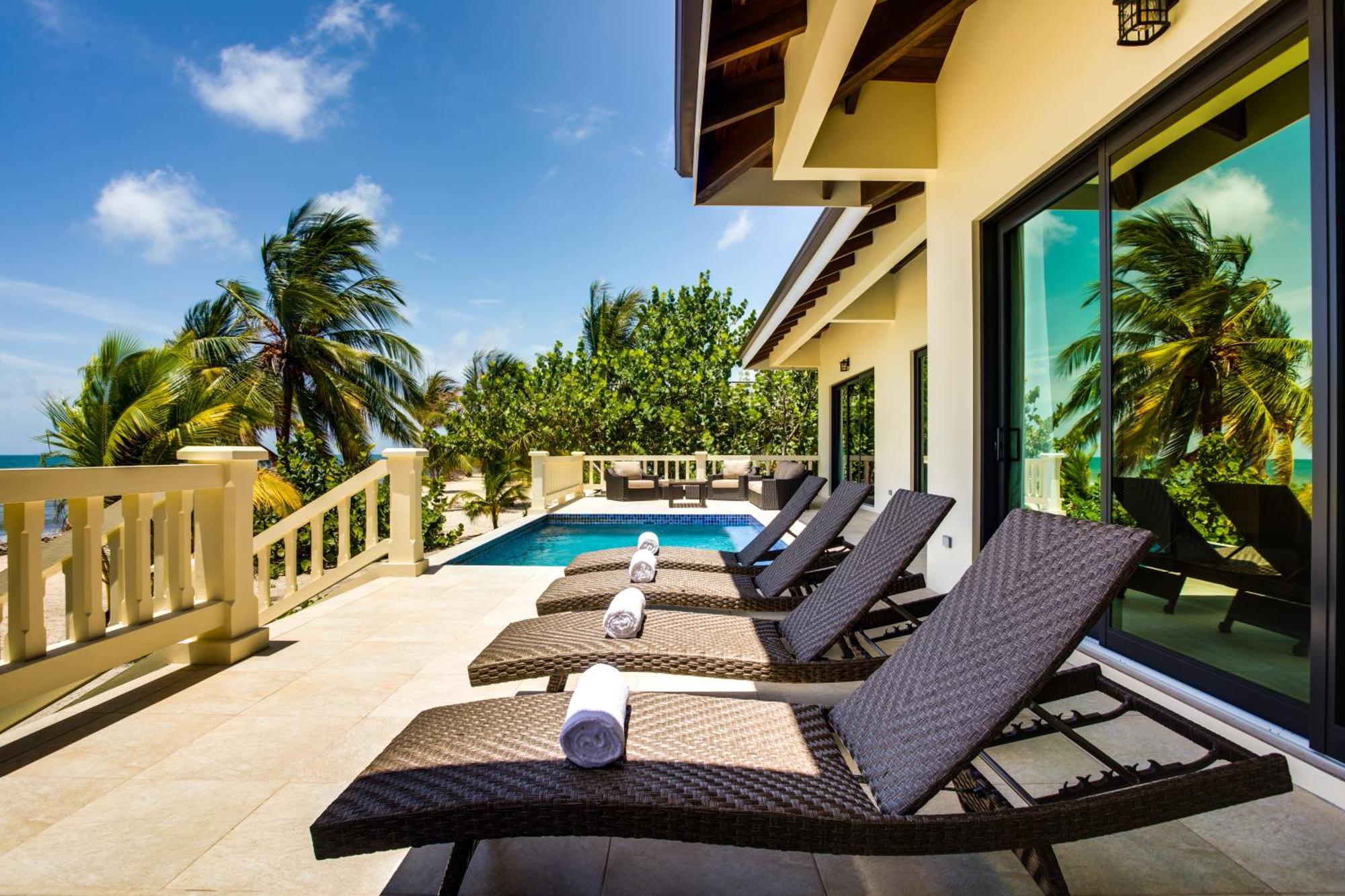 Naia Resort And Spa Placencia Exteriör bild